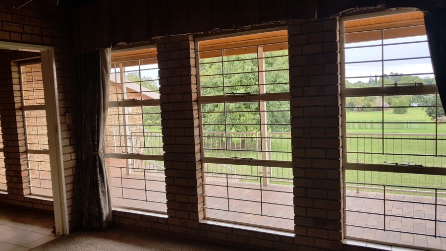 5 Bedroom Property for Sale in Sasolburg Rural Free State
